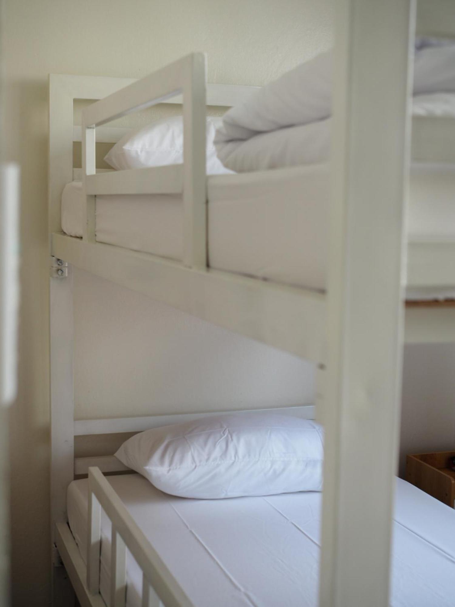 Krung Tone Hostel Bangkok Buitenkant foto